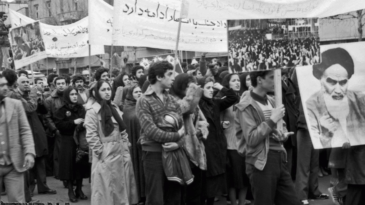 انقلاب اسلامی یک قصه پُر شور و شعور