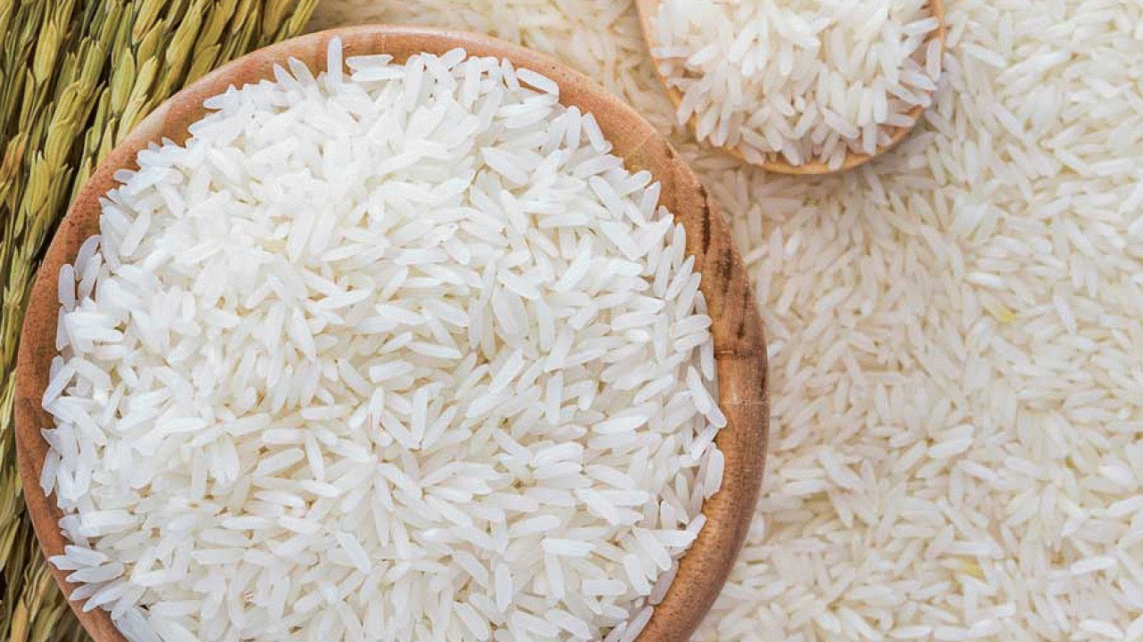 روسیاهی برای دلالان برنج سفید