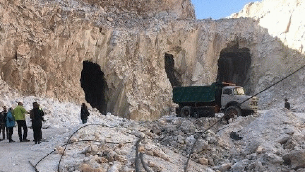راه اندازی ۱۲ معدن تعطیل در مازندران