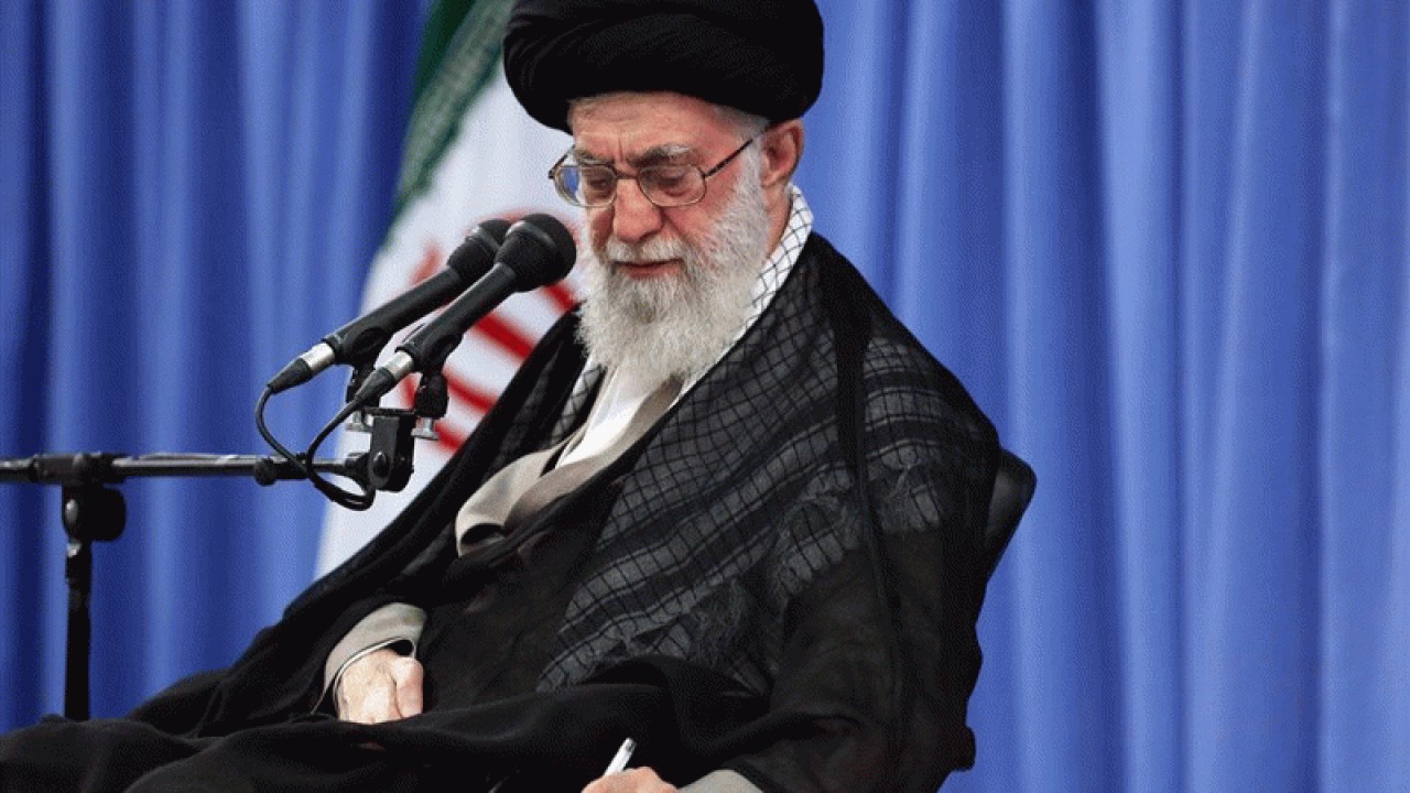 پیام تسلیت امام خامنه‌ای به یوسفعلی میرشکاک