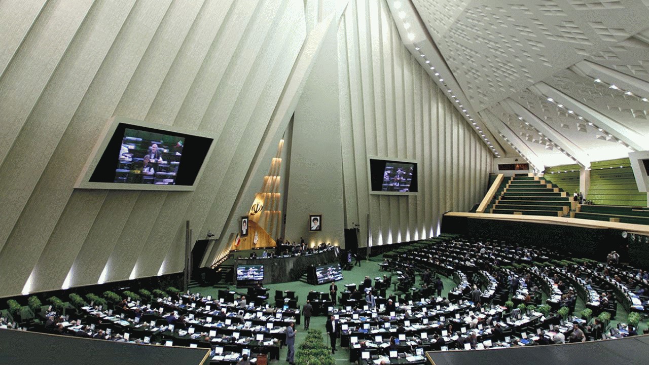 ورود هیئت‌های سیاسی و پارلمانی خارجی به مجلس برای شرکت در مراسم تحلیف