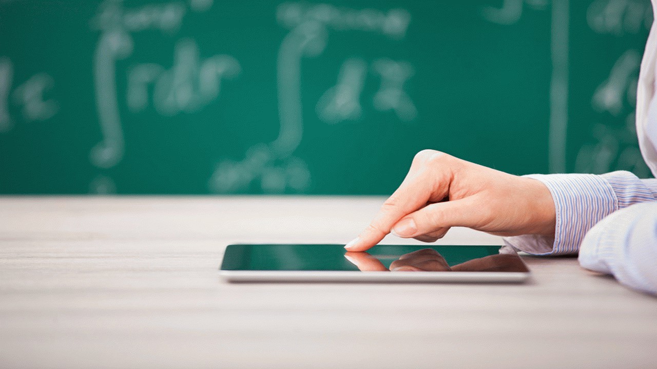 پنج هزار دانش آموز مازندرانی فاقد تجهیزات هوشمند آموزشی هستند
