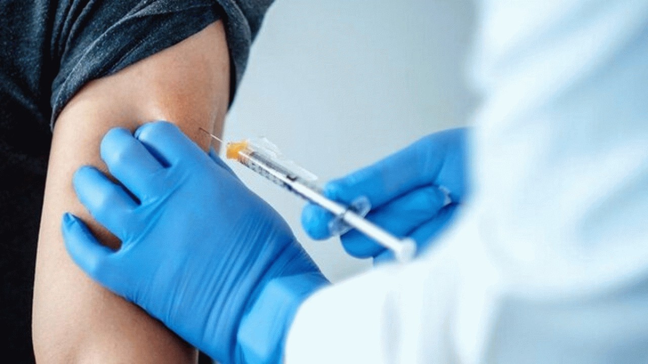 واکسینه شدن ۸۰ درصد از دانش آموزان مازندرانی