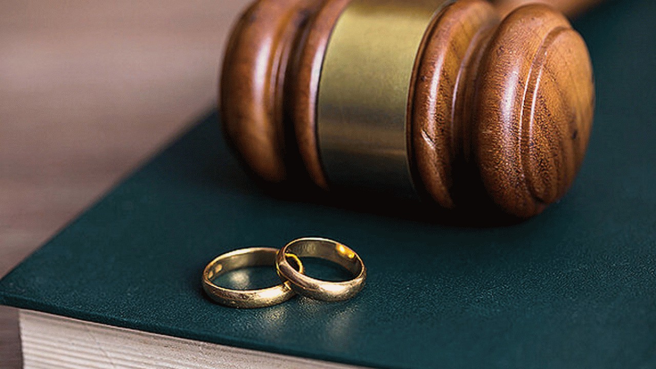در یک دهه اخیر آمار طلاق 55 درصد افزایش و ازدواج 40 درصد کاهش داشت