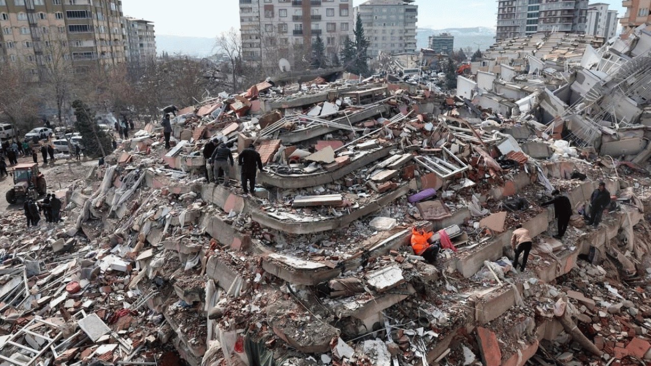 تلفات زلزله ترکیه و سوریه از ۴۳۰۰۰ نفر گذشت