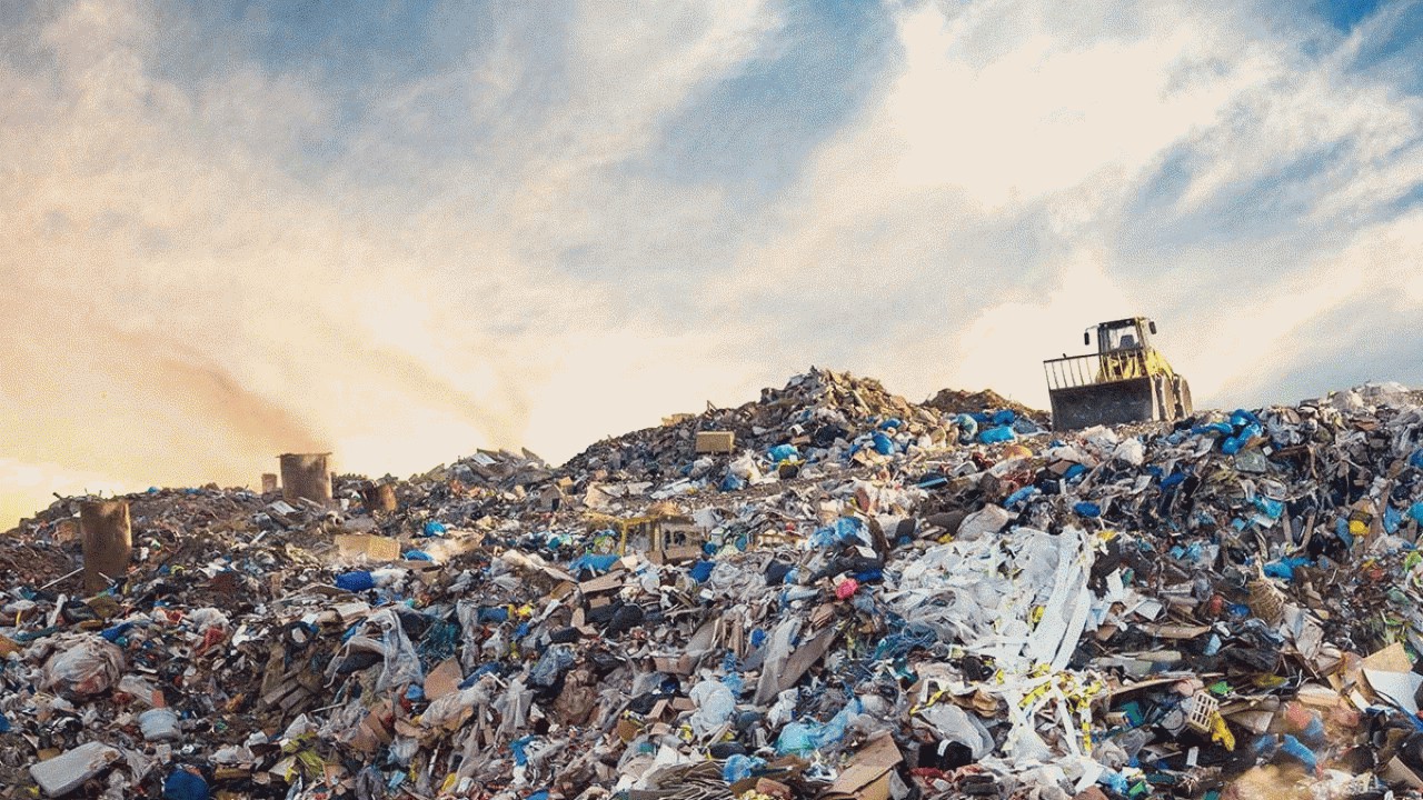 مزاحمت زباله ها برای بزرگترین طرح آبی مازندران