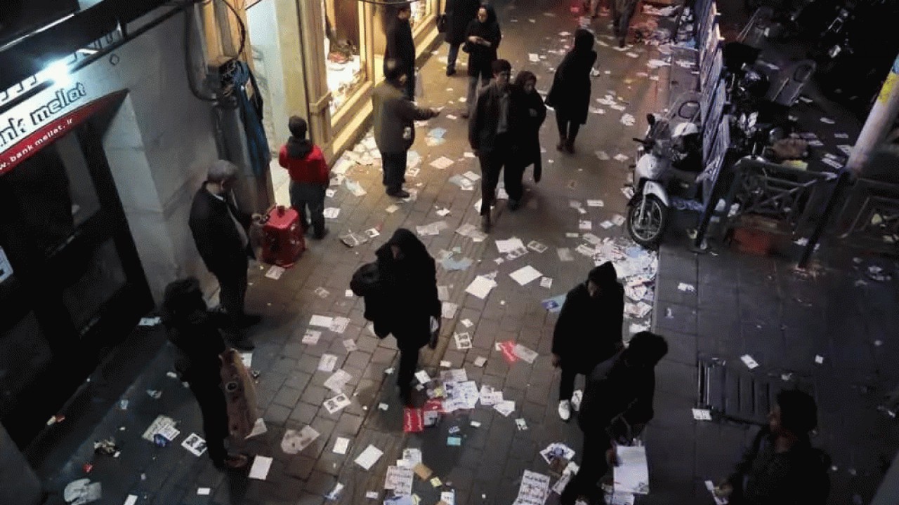 بازار سکه زباله گردها در شب‌های انتخاباتی مازندران